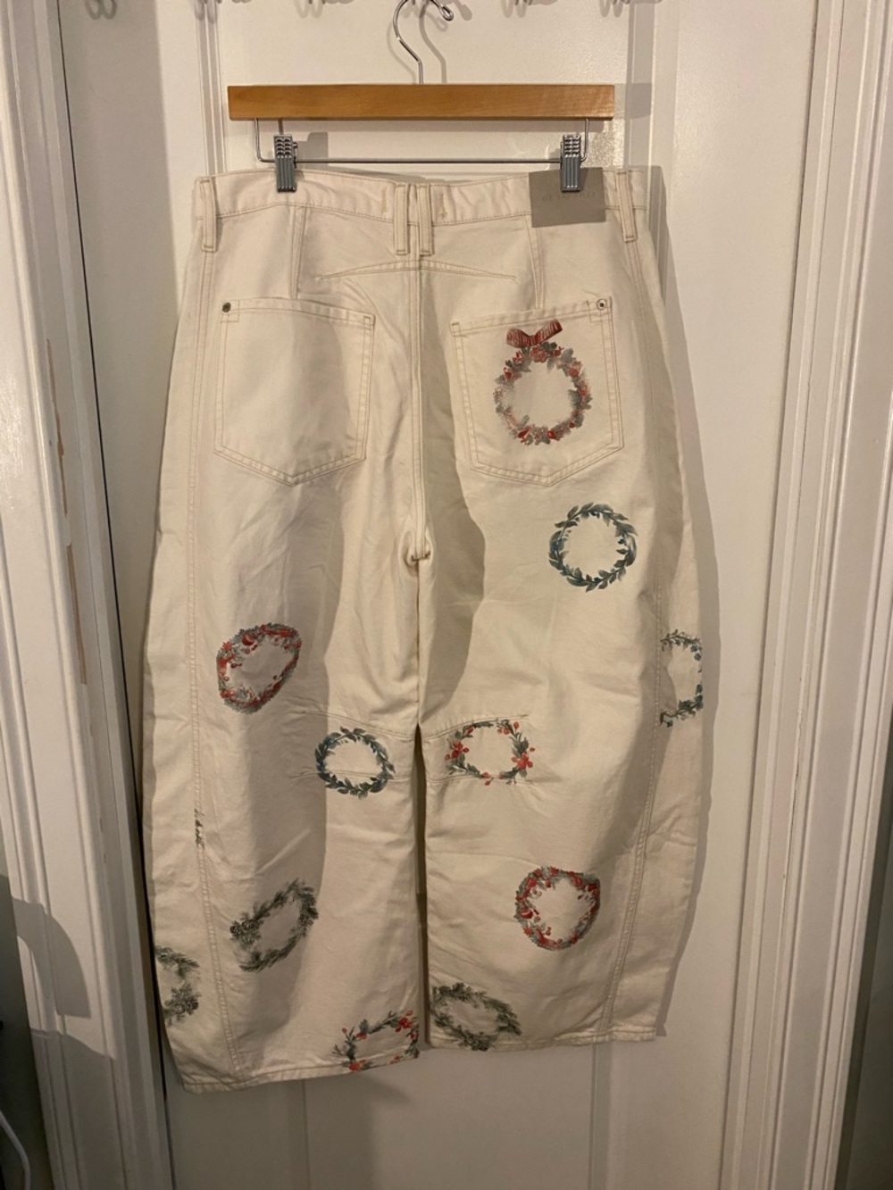 We The Free Wide Leg Barrel Buttonfly Jeans with Wreath Accents - Picture 5 of 12